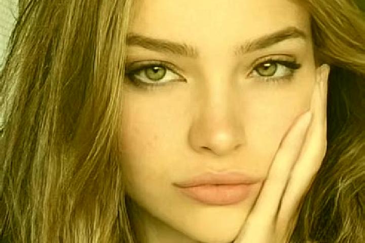 Sadie, 23, a blonde brown-eyed indian companion based in Abertamy. Offering Striptease, OWO, Erotic Massage, Domination. Available for incall and outcall, da...