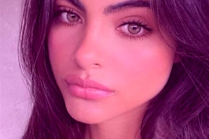 Sadie, 23, a blonde dark-eyed indian companion based in Cochabamba. Offering Striptease, Massage, Girlfriend Experience, Overnight. Available for incall and ...