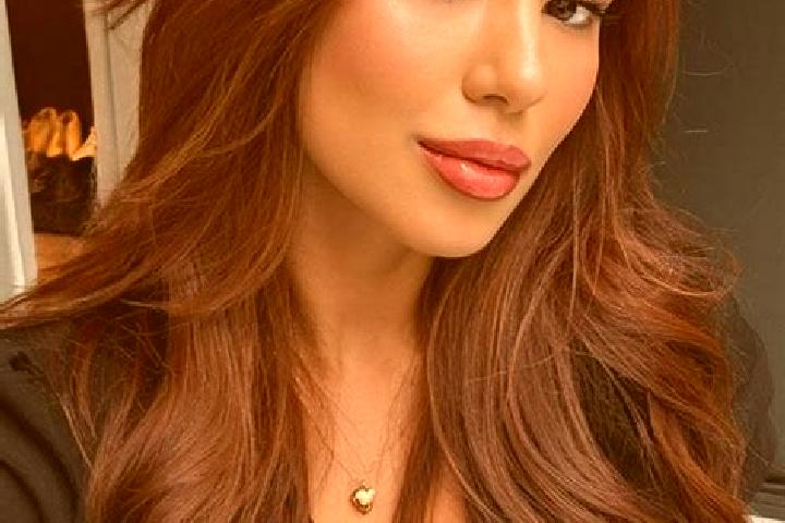Sadie, 23, a chestnut brown-eyed latina companion based in Chaptelat. Offering Overnight, Domination, CIM. Available for incall and outcall, overnight bookin...