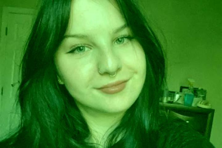 Sadie, 23 — Escort in Barnesville, United States