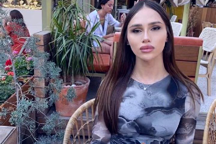 Sadie, 23 — Escort in Doga, Turkey