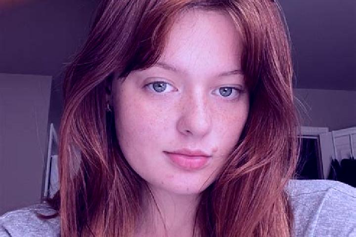 Sadie, 24, a auburn grey-eyed mediterranean companion based in Fort Payne. Offering Overnight, GFE, BDSM, Party Girl. Available for incall and outcall, day a...