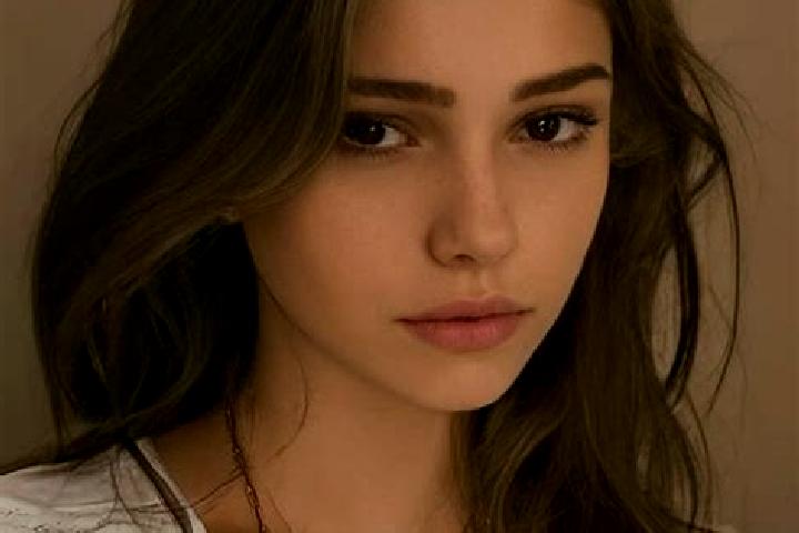 Sadie, 24, a black grey-eyed slavic companion based in Kisai. Offering CIM, Erotic Massage, Couples. Available for incall and outcall, day and evening dates.