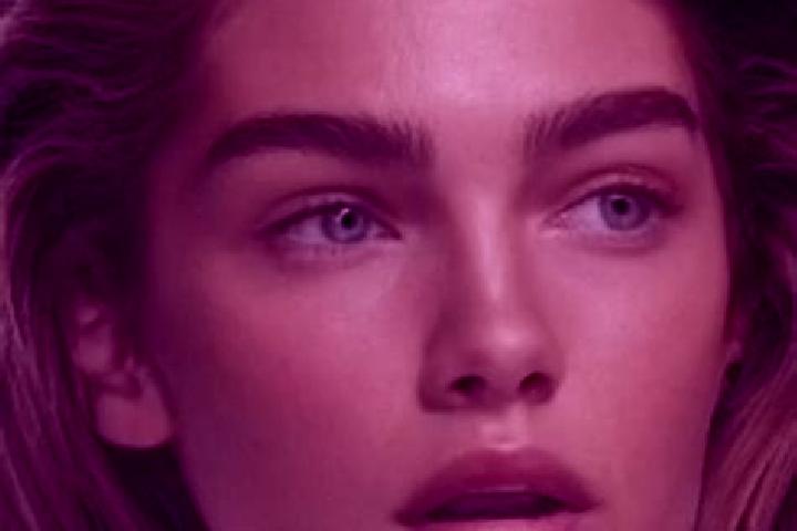 Sadie, 24, a blonde blue-eyed middle eastern companion based in Queiroz. Offering Striptease, OWO, Couples. Available for incall and outcall, day and evening...