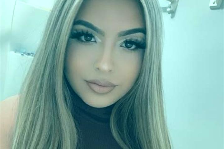 Sadie, 24, a blonde dark-eyed latina companion based in Ryn. Offering OWO, Girlfriend Experience, Erotic Massage, Dinner Date. Available for incall and outca...