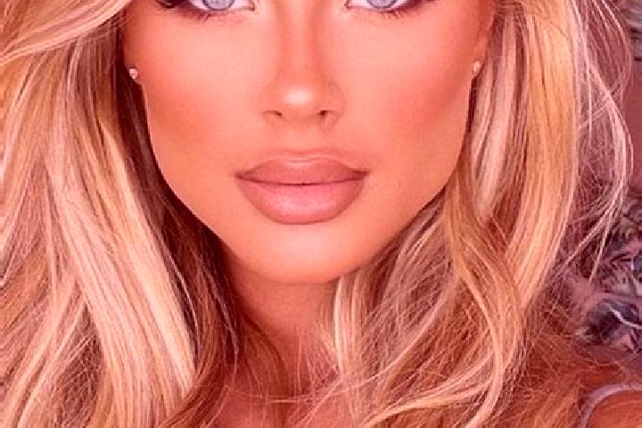 Sadie, 24, a blonde hazel-eyed latina companion based in Benestare. Offering GFE, Striptease, BDSM. Available for incall and outcall, overnight bookings avai...