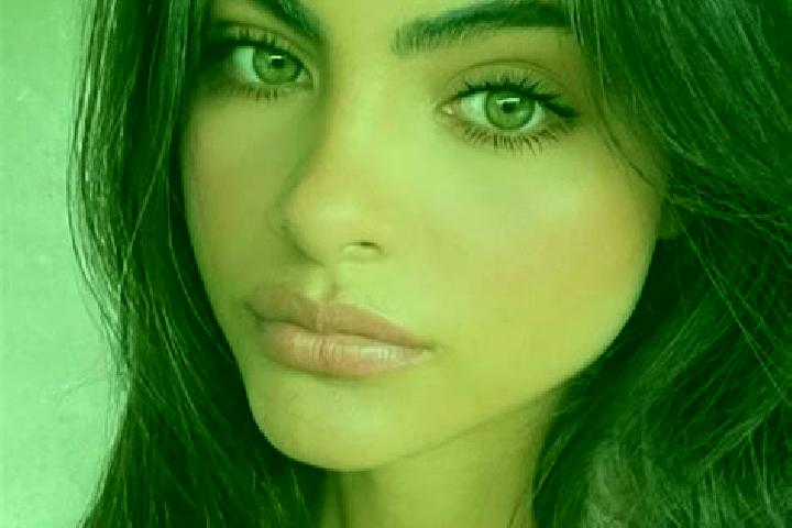 Sadie, 24, a brunette dark-eyed middle eastern companion based in Kacha. Offering Overnight, CIM, GFE. Available for incall and outcall, day and evening dates.