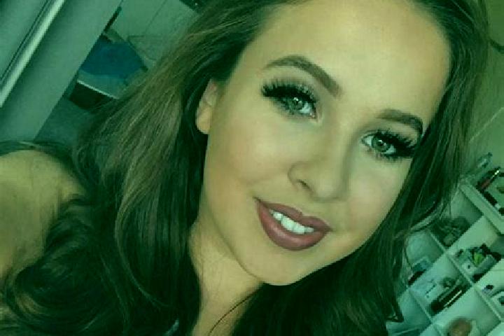 Sadie, 24, a brunette grey-eyed european companion based in Richemont. Offering Prostate Massage, Striptease, 69, BDSM. Available for incall and outcall, ove...