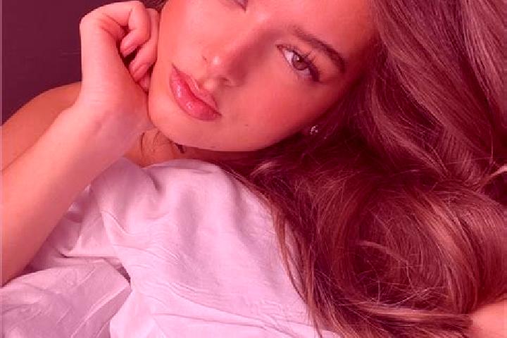 Sadie, 24, a chestnut dark-eyed latina companion based in Castelluccio dei Sauri. Offering Party Girl, Deep French Kissing. Available for incall and outcall,...
