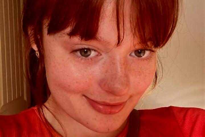 Sadie, 24, a red green-eyed mixed companion based in Banana Village. Offering 69, BDSM, Roleplay, GFE. Available for incall and outcall, overnight bookings a...