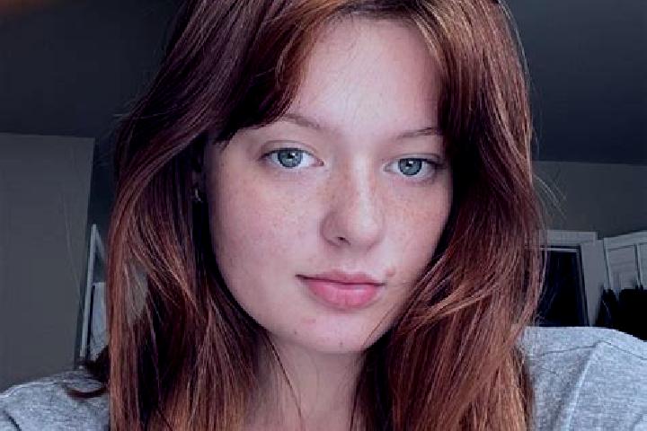 Sadie, 24, a red grey-eyed mixed companion based in Copala. Offering OWO, Overnight, Domination, Dinner Date. Available for incall and outcall, overnight boo...