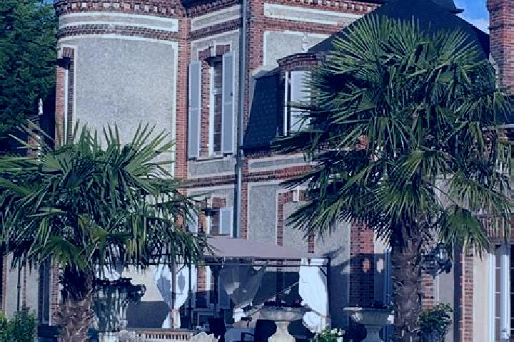 Sadie, 24 — Escort in Louversey, France