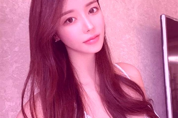 Sadie, 24 — Escort in Tujing, China