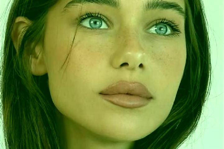 Sadie, 25, a brunette amber-eyed middle eastern companion based in Kizilcahamam. Offering Prostate Massage, Tantra, 69, OWO. Available for incall and outcall...