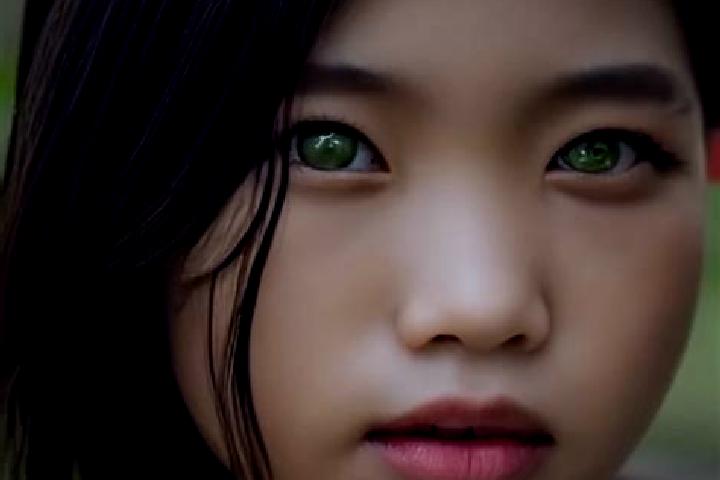 Sadie, 25, a red green-eyed asian companion based in Denton. Offering Tantra, Duos, Dinner Date, Massage. Available for incall and outcall, day and evening d...
