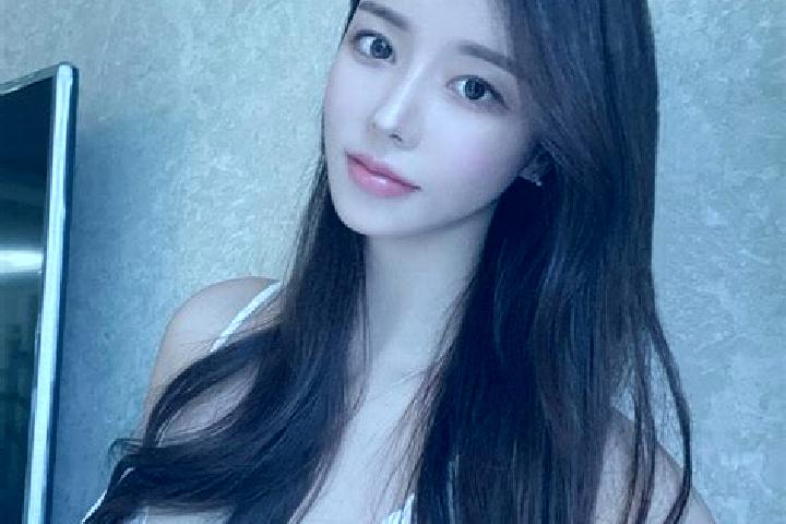 Sadie, 25 — Escort in Baotaqiao, China
