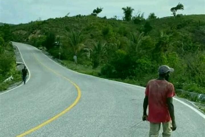 Sadie, 25 — Escort in Camp Perrin, Haiti