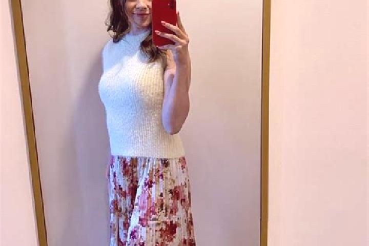 Sadie, 25 — Escort in Clion, France