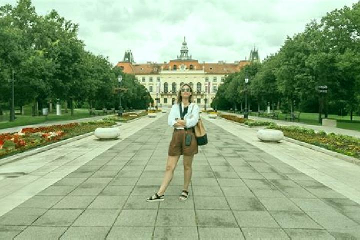Sadie, 25 — Escort in Nakovo, Serbia