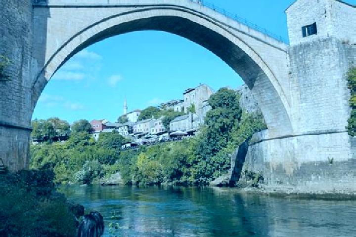 Sadie, 25 — Escort in Omanjska, Bosnia and Herzegovina