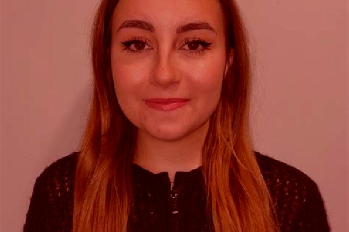 Sadie, 25 — Escort in Stroud, United States