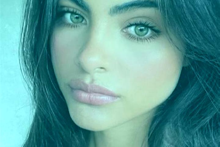 Sadie, 26, a chestnut dark-eyed indian companion based in Kyotango. Offering Girlfriend Experience, Travel Companion, 69, Deep French Kissing. Available for ...