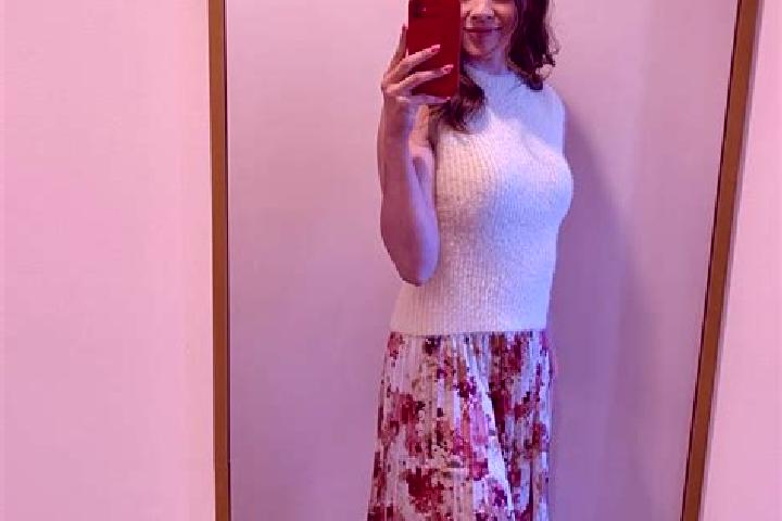 Sadie, 26 — Escort in Bunhe, Ukraine