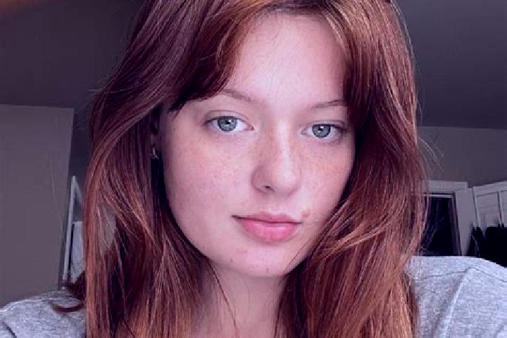 Sadie, 27, a auburn amber-eyed caucasian companion based in Kachikau. Offering Erotic Massage, Overnight, Duos. Available for incall and outcall, day and eve...