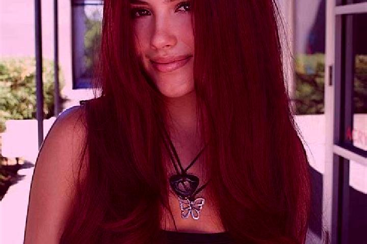 Sadie, 27, a auburn dark-eyed mixed companion based in Brecey. Offering Party Girl, Tantra, Dinner Date. Available for incall and outcall, day and evening da...