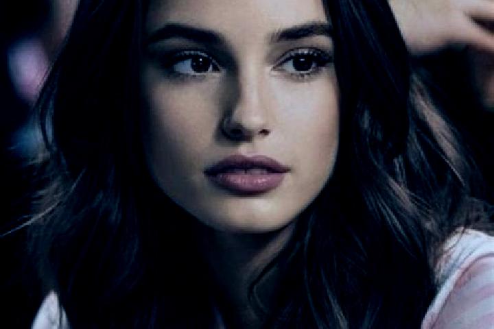 Sadie, 27, a brunette brown-eyed indian companion based in Uspenka. Offering Party Girl, GFE, BDSM, Fetish. Available for incall and outcall, overnight booki...