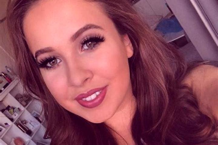 Sadie, 27, a brunette grey-eyed caribbean companion based in Sha ab. Offering Erotic Massage, Dinner Date, Party Girl, OWO. Available for incall and outcall,...