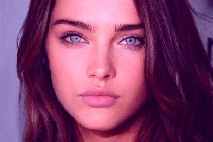Sadie, 27, a brunette grey-eyed caucasian companion based in Recany nad Labem. Offering Striptease, Couples, Girlfriend Experience, BDSM, 69. Available for i...