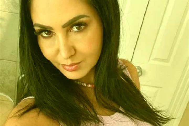 Sadie, 27, a red dark-eyed latina companion based in Rio Viejo. Offering Fetish, OWO, A-Level. Available for incall and outcall, day and evening dates.