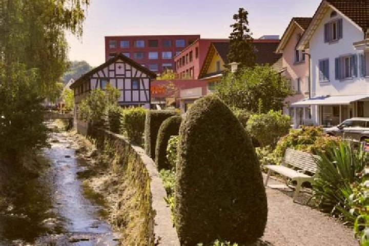 Sadie, 27 — Escort in Affoltern / Hasenbueel, Switzerland
