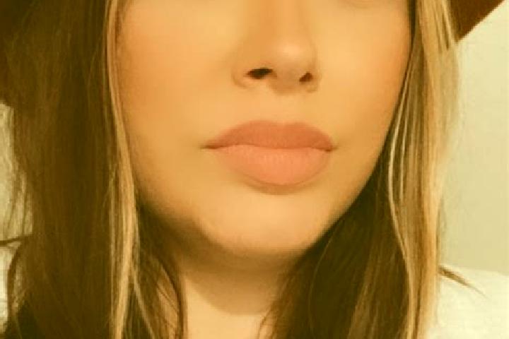 Sadie, 27 — Escort in Lenexa, United States