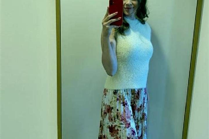 Sadie, 27 — Escort in Marevo, Russia