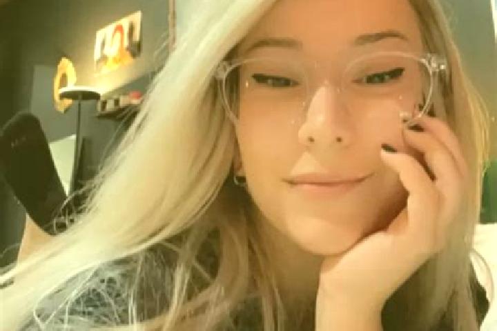Sadie, 28, a blonde dark-eyed mixed companion based in Uus-Lavola. Offering Prostate Massage, Girlfriend Experience, BDSM. Available for incall and outcall, ...