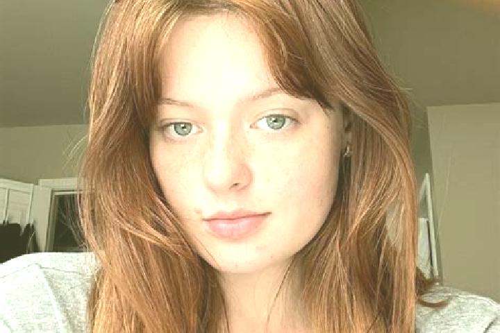 Sadie, 28, a chestnut blue-eyed ebony companion based in Wollochet. Offering OWO, CIM, Striptease. Available for incall and outcall, day and evening dates.