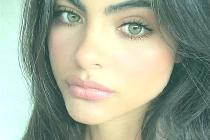 Sadie, 28, a red dark-eyed indian companion based in Agrano. Offering GFE. Available for incall and outcall, overnight bookings available.