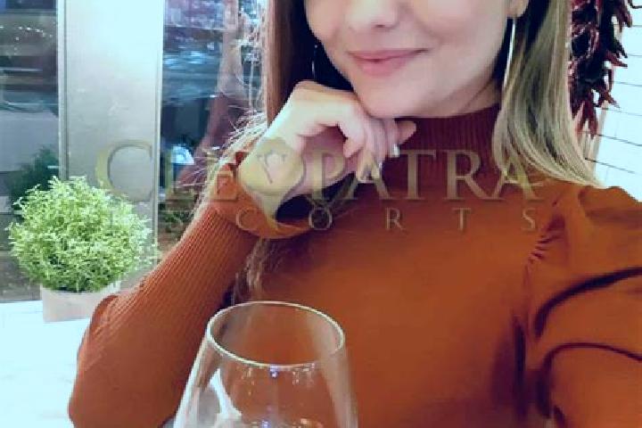 Sadie, 28, a red dark-eyed mediterranean companion based in Popoyatlajco. Offering Dinner Date, OWO, GFE. Available for incall and outcall, day and evening d...