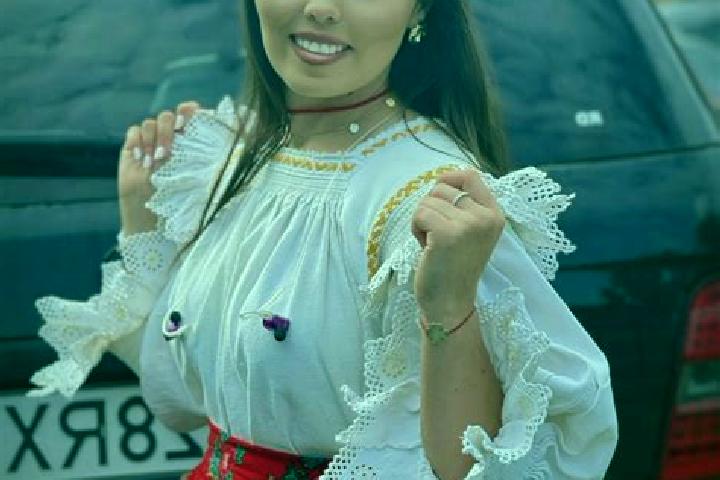 Sadie, 28 — Escort in Batarci, Romania