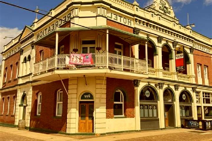Sadie, 28 — Escort in Boulder, Australia