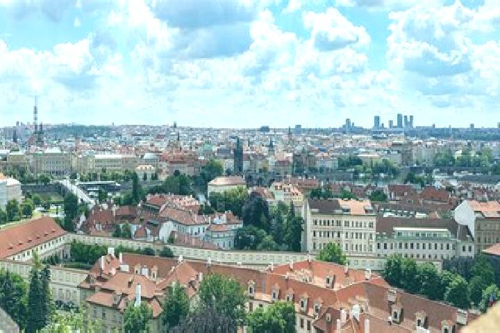Sadie, 28 — Escort in Brezi, Czech Republic