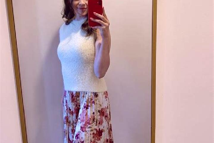 Sadie, 28 — Escort in Nema, Russia