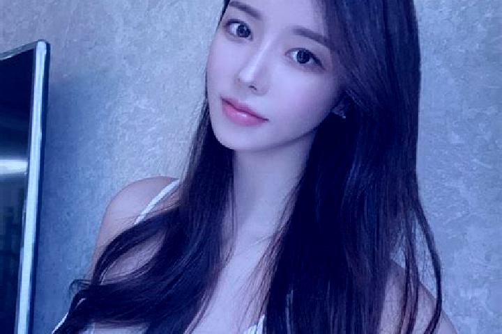 Sadie, 28 — Escort in Pingguo, China