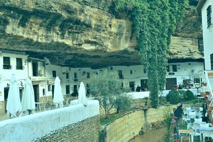 Sadie, 28 — Escort in Setenil de las Bodegas, Spain