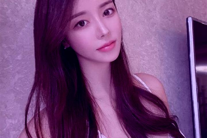 Sadie, 28 — Escort in Xigebi, China