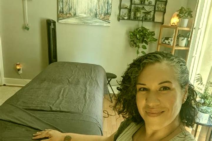 Sadie, 29, a black brown-eyed european companion based in Assoul. Offering A-Level, Massage, CIM. Available for incall and outcall, day and evening dates.