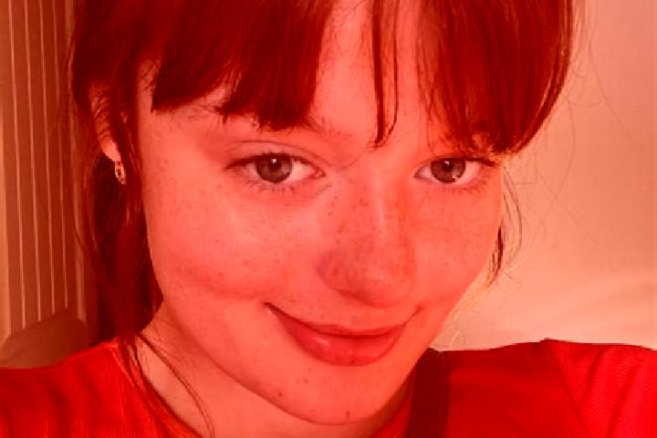 Sadie, 29, a red green-eyed mixed companion based in Guidizzolo. Offering OWO, Erotic Massage, Couples, BDSM. Available for incall and outcall, overnight boo...
