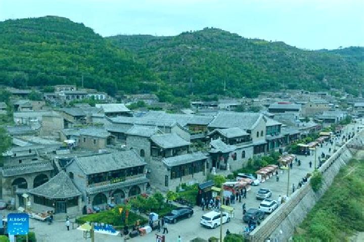 Sadie, 29 — Escort in Qikou, China